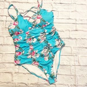 Cupshe blue floral one piece NEW 1x swimsuit plus size